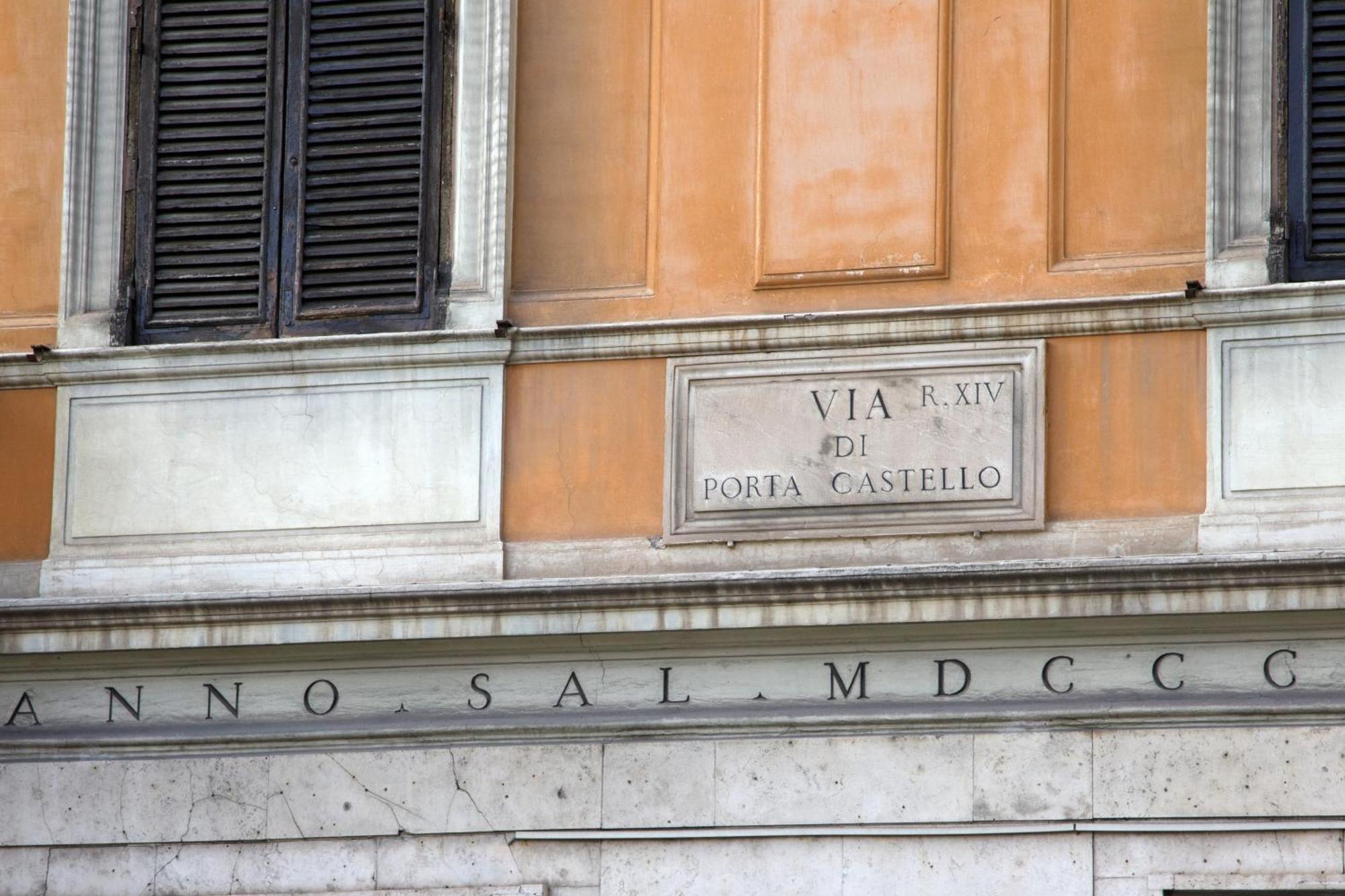 Porta Castello Charme Apartamento Roma Exterior foto